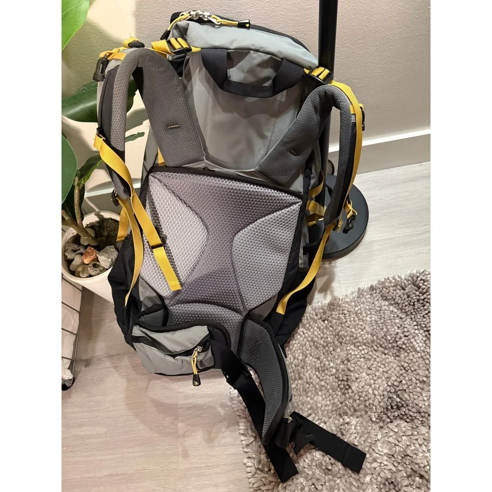 REI Co-op backpack Grand Tour 85 technical daypack gray extra comfort 85L‎ large